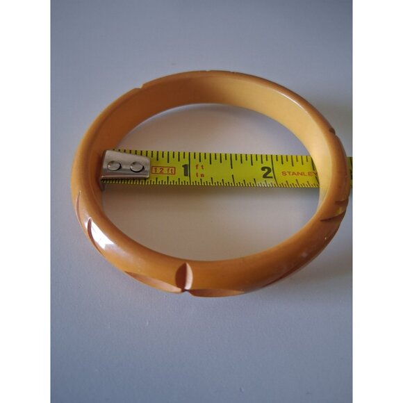 3 Vintage Bakelite Bangle Bracelets Carved Amber Butterscotch SEMICHROME TESTED - Picture 9 of 11